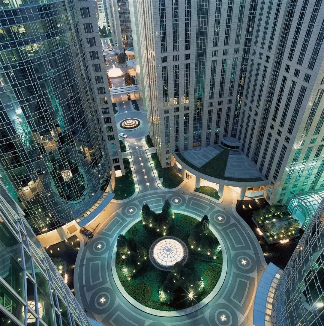 贯彻“崇文争先”理念 打造新时代文化产业发展高地