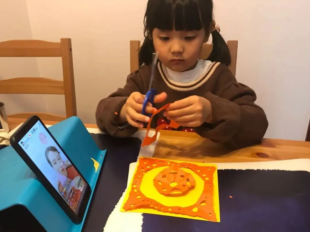 文化东城 | 直播带货、互动授课、在线表演……看东城民间手艺人花式玩非遗！