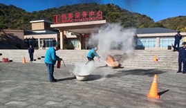 密云区石城镇开展“一警六员”消防基本技能实操培训