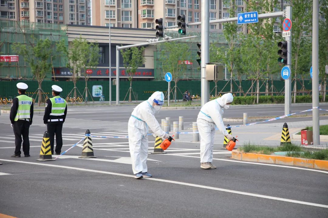 严防死守，以快制快，同心抗疫，他们分秒必争！