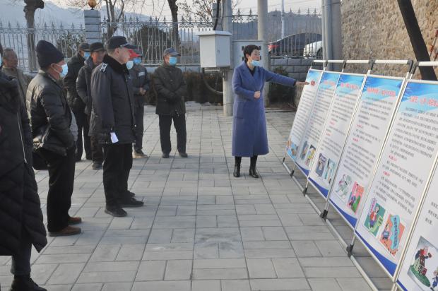 密云区新城子镇开展纪律教育展览活动