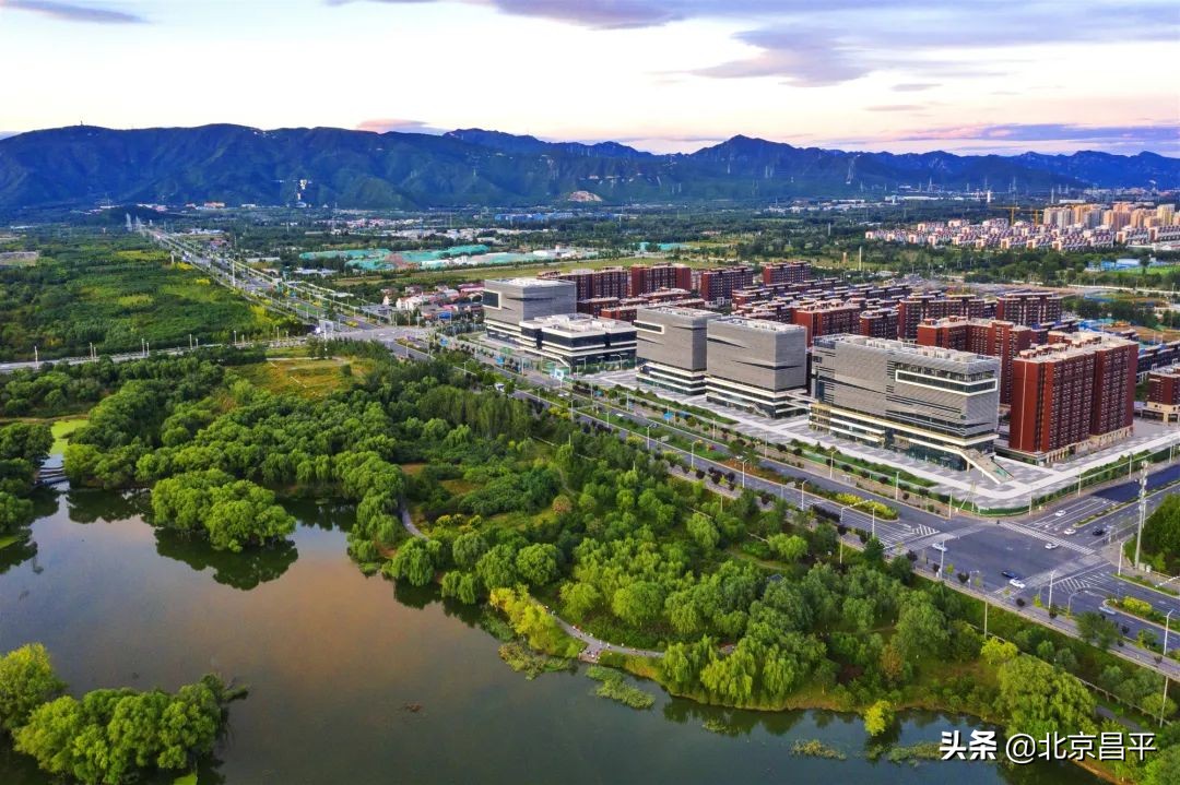 让青山常在，绿水长流，空气常新～