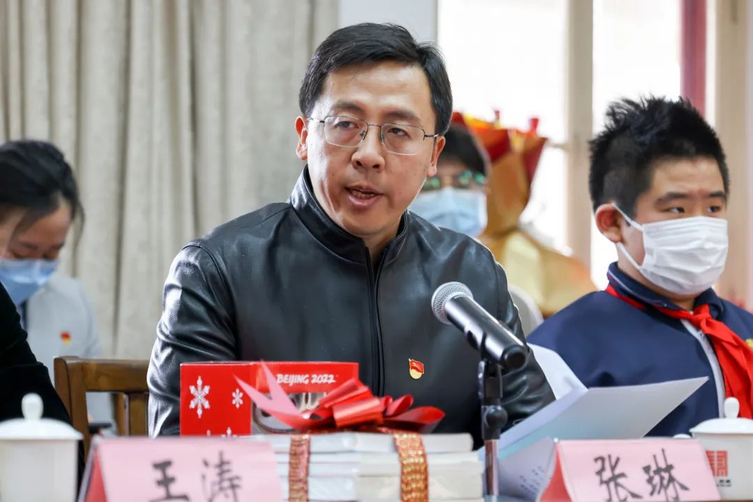 铸时代之魂，扬首善正气！东城区模范榜样座谈会在北大二院旧址召开