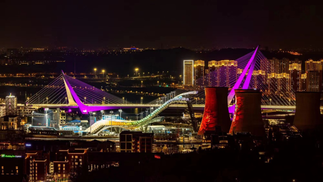 首钢滑雪大跳台正在进行场馆恢复，将向公众开放