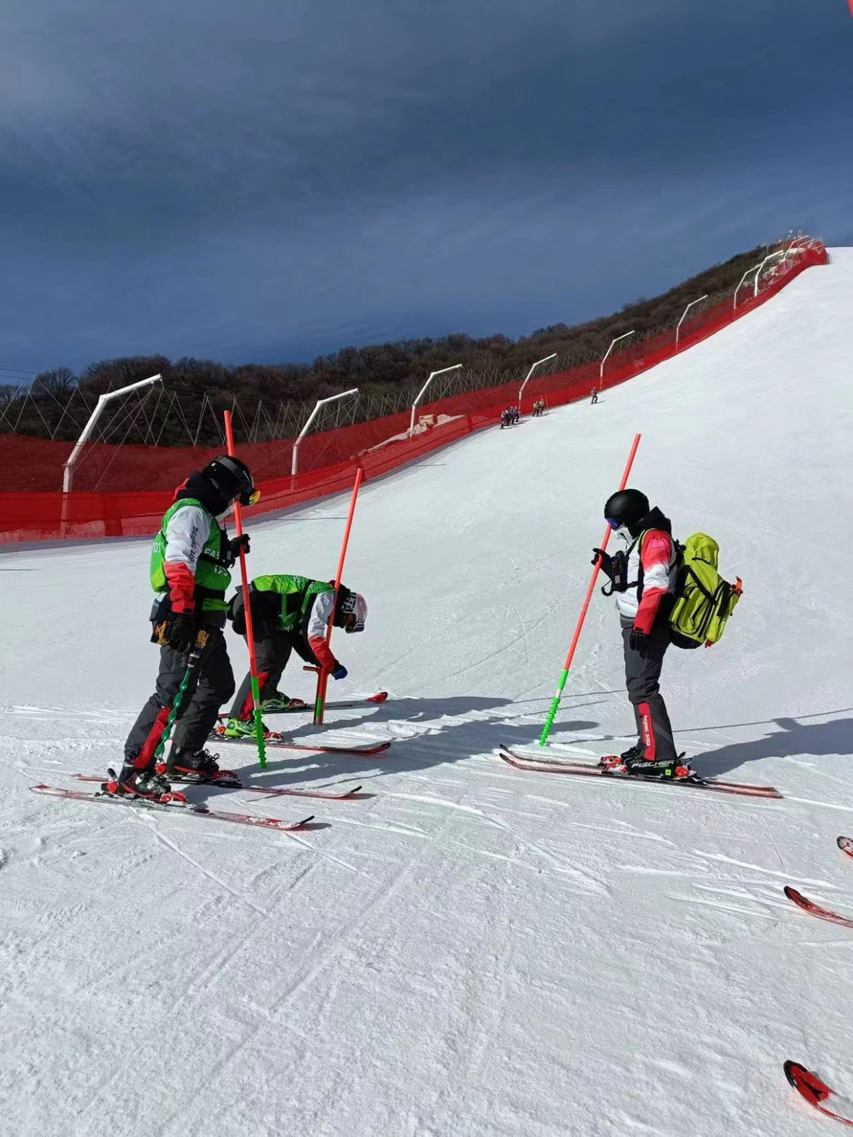 相约冬奥｜覃建峰：给奥运滑雪赛道“把脉”的丰台瑶医