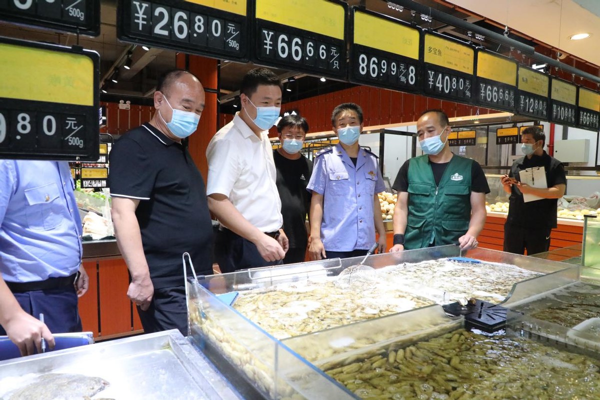 密云区太师屯镇开展中秋、国庆两节前夕安全联合检查