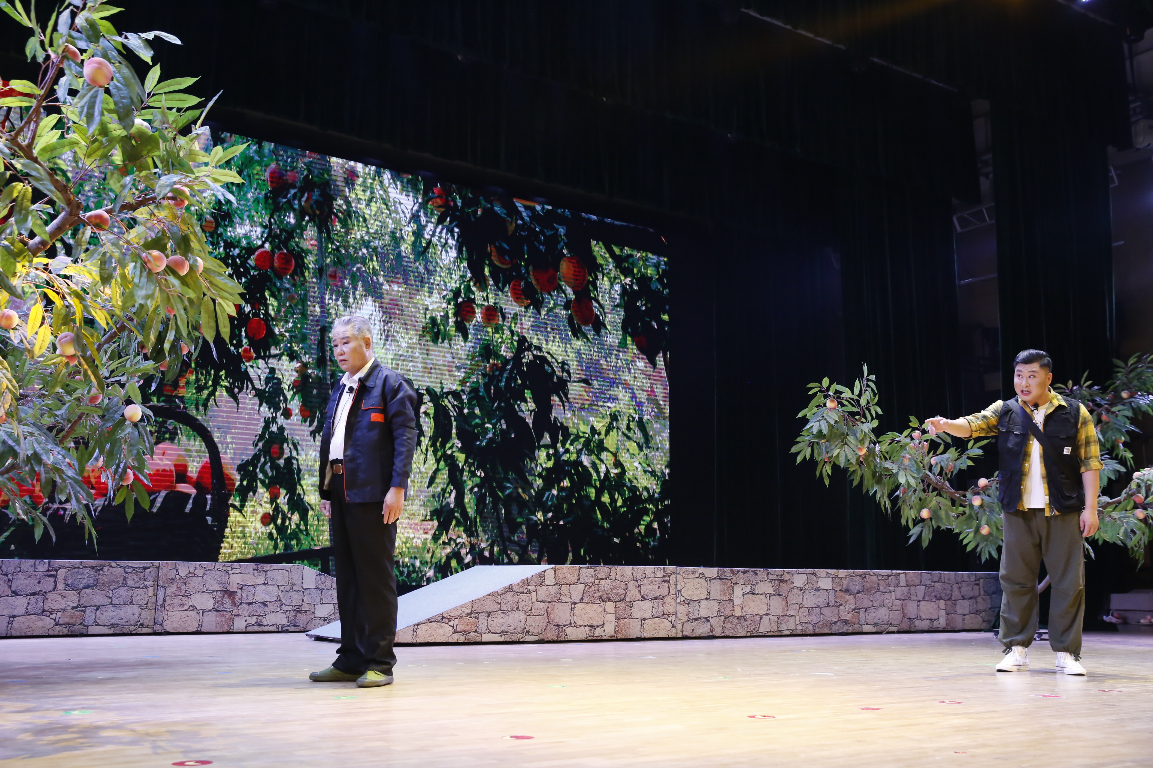 平谷区推出原创现代评剧《国宴桃》献礼“建党100周年”