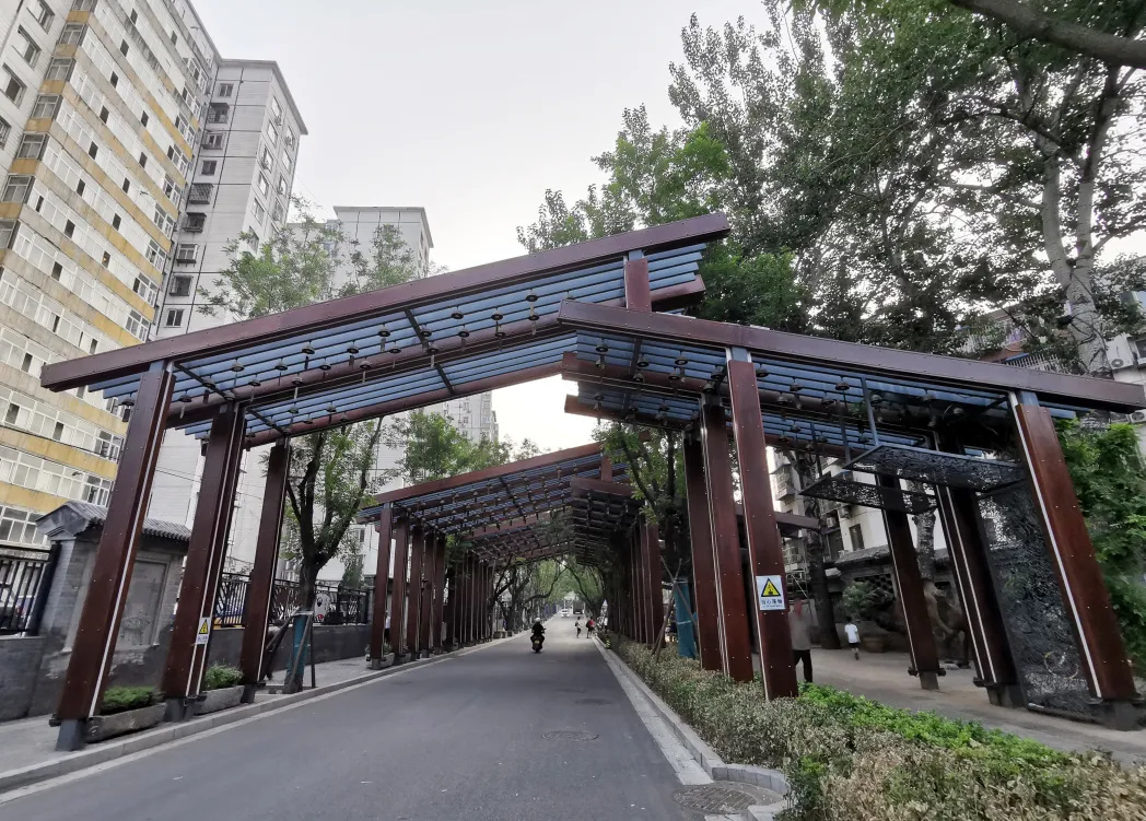 老舍笔下“驼铃古道”模式口经过改造升级后成为市民游玩新的打卡地