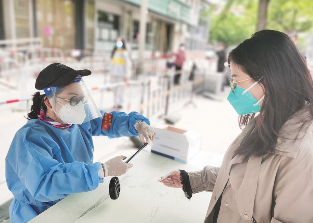 携手同心、并肩“逆行”！东城区统战联谊组织“同心抗疫服务团”助力一线疫情防控