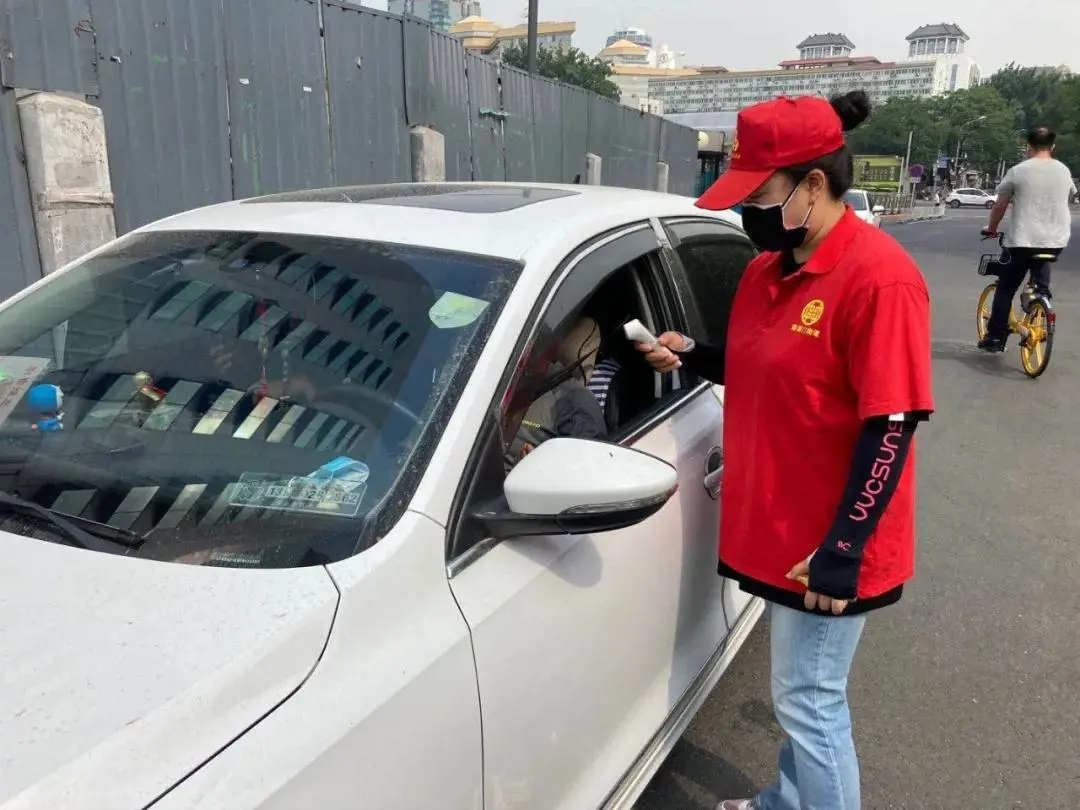 助力疫情防控 东城志愿者在行动