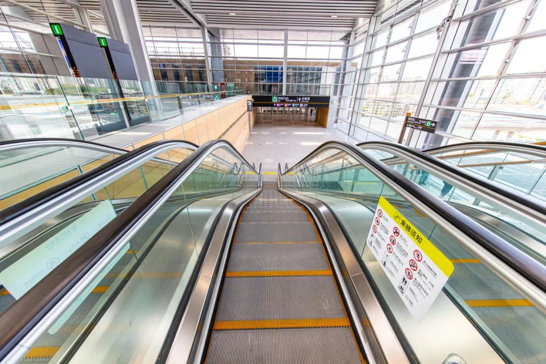 北京丰台站站房工程全部完工 丰台融媒记者带您抢先看！