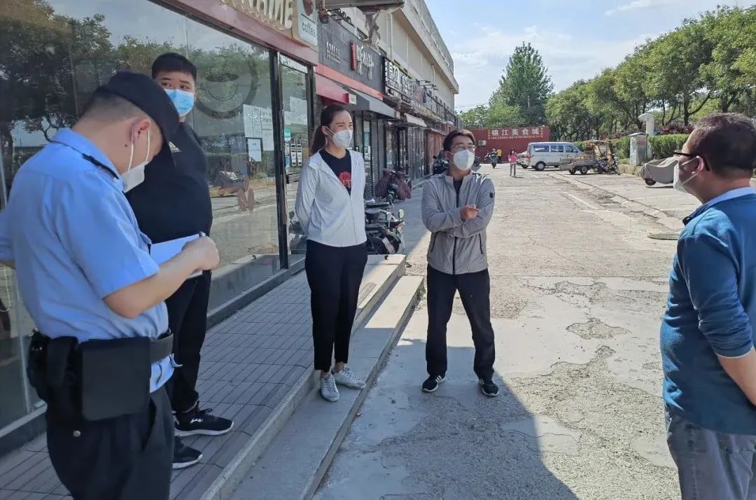 “疫”无反顾！“背奶妈妈”断奶坚守抗疫一线