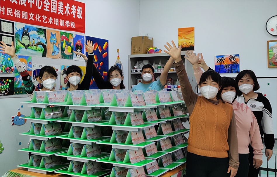 南彩镇“扫证神器”为核酸检测工作按下“加速键”！