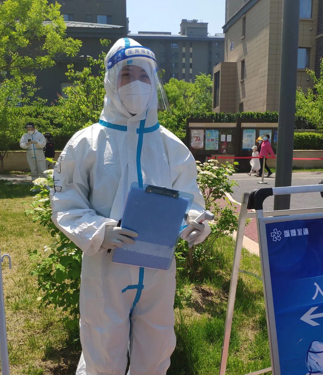 抗疫无假期 我们在“疫”线