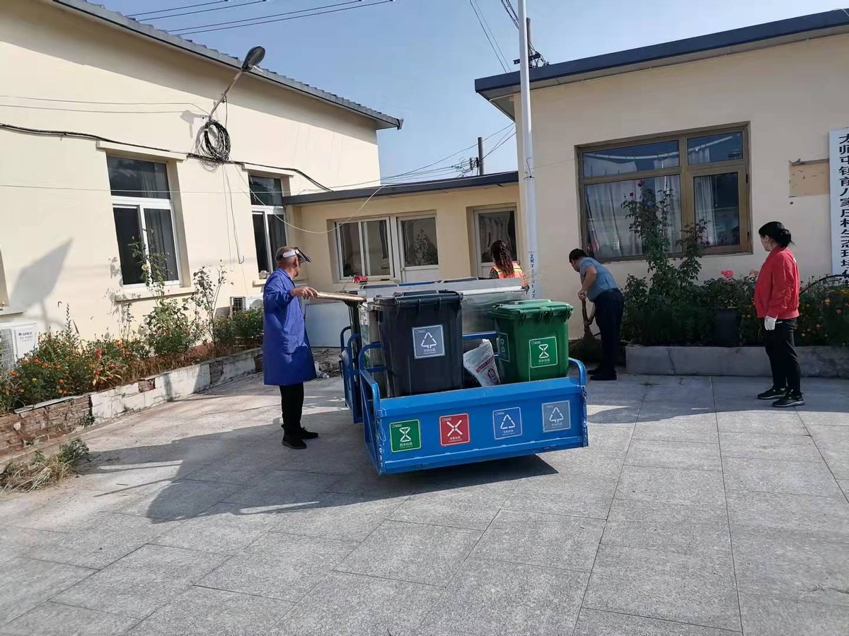 密云区太师屯镇：村村组织护环境 人人参与搞卫生