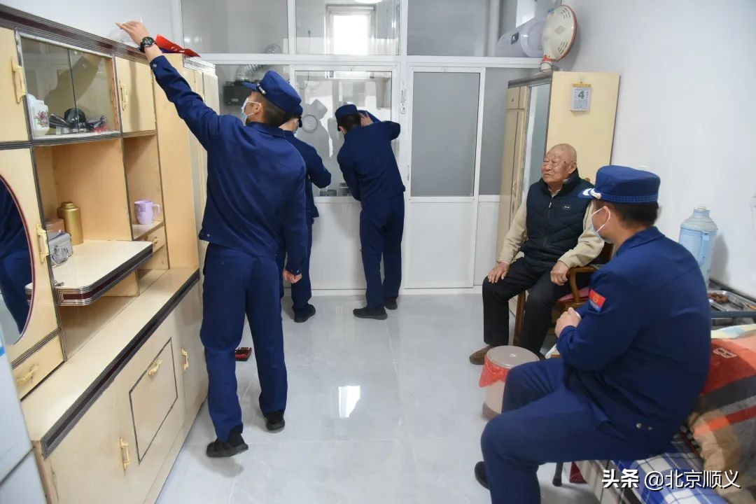 【文明顺义】雷锋精神在“第一国门”薪火相传~