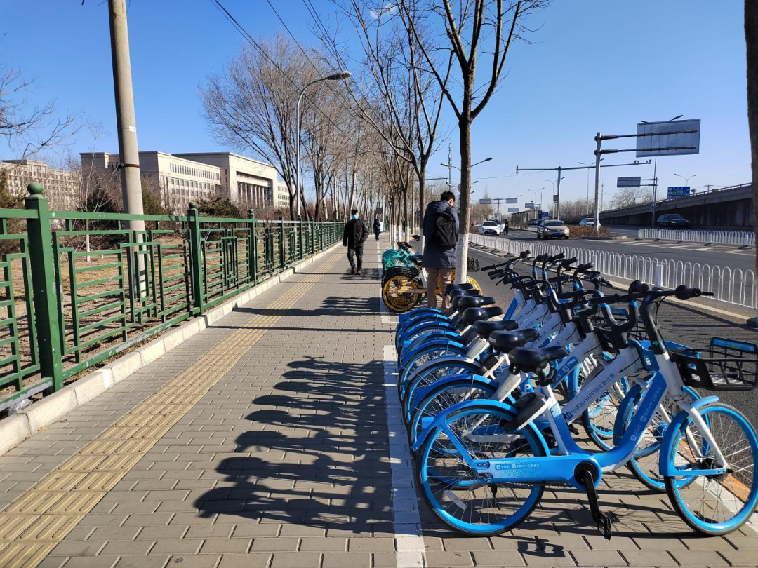 丰台规范化管理让共享单车便民不扰民