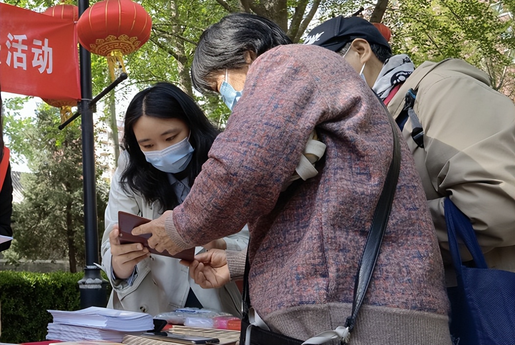 国家安全，有你有我！普法活动进行时