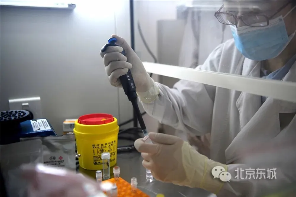 东城白衣天使护航百姓健康