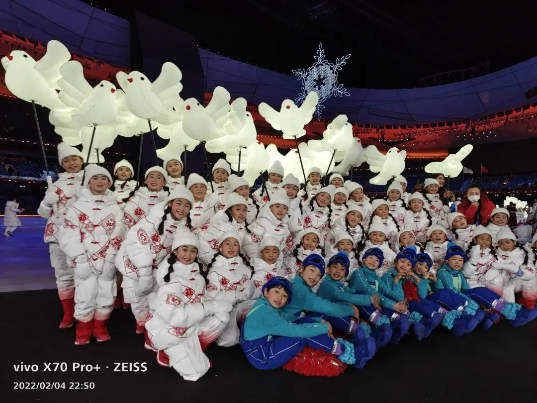 助力北京冬奥 温暖舞蹈少年 ——人大附中丰台学校开展冬奥开幕式参演人员后勤保障工作纪实