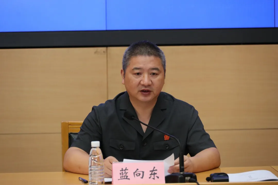 北京法院重拳出击惩治黑恶 依法判处追缴罚没退赔财产6亿余元