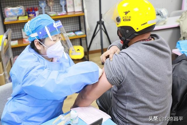 “驿”路有你，一起过年！今天，史各庄街道的“小哥”在这儿欢度春节