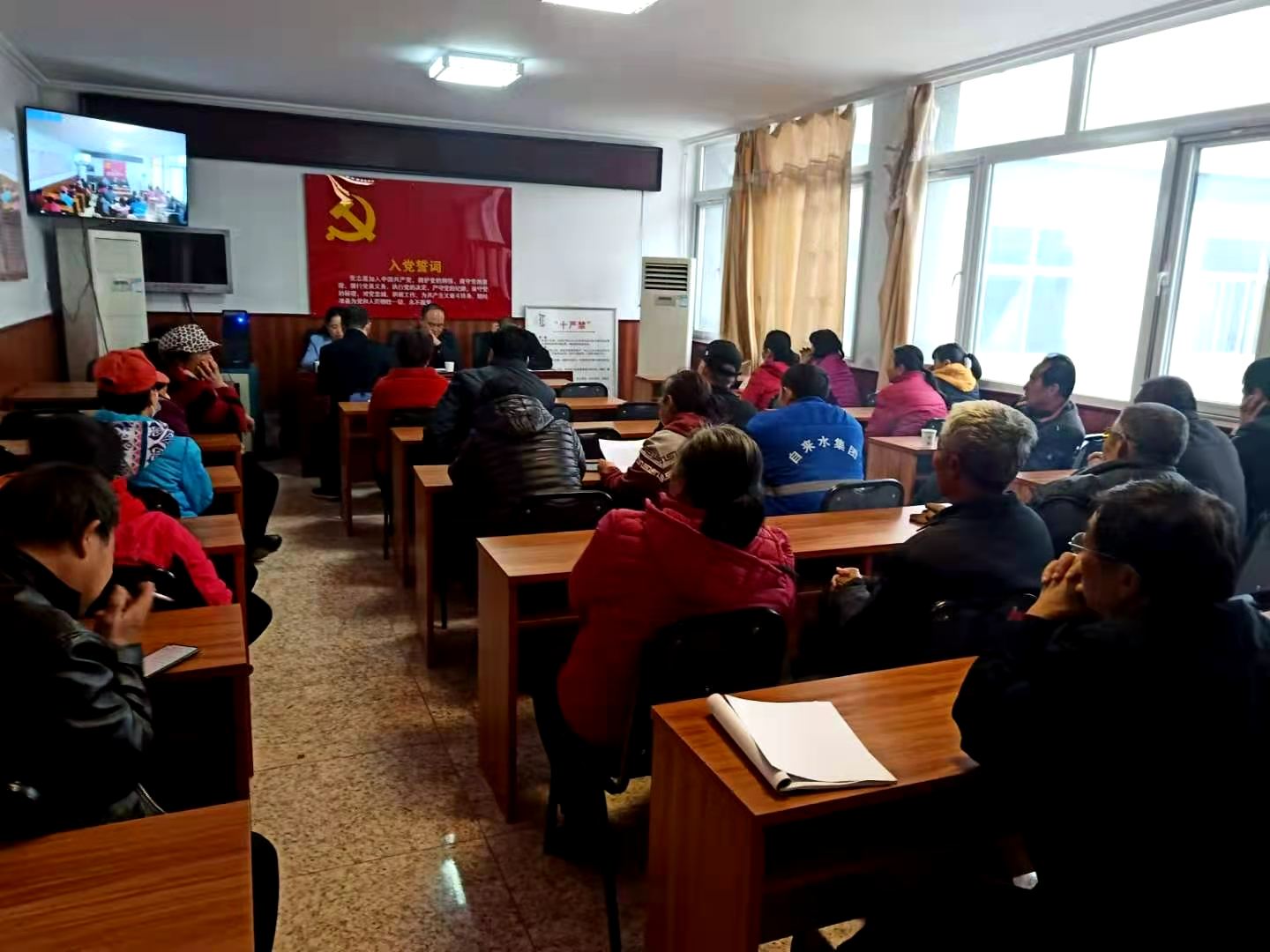 密云区太师屯镇开展排忧解难群众大走访活动