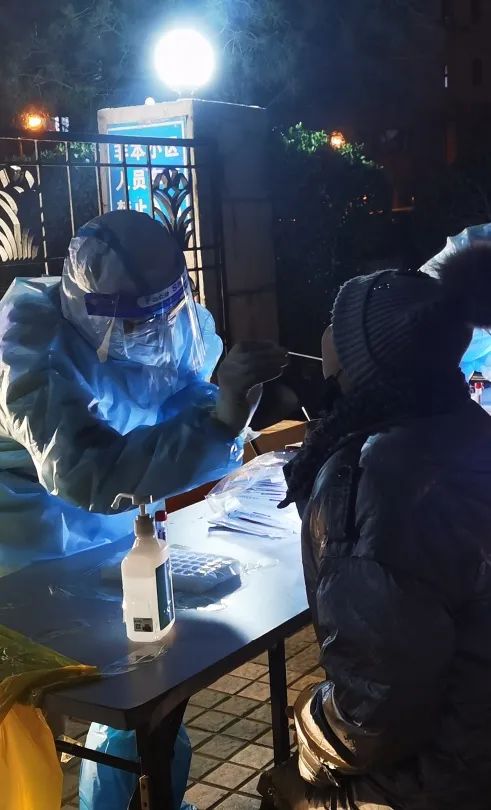 “疫”无反顾！来自东城“大白”的战疫故事——