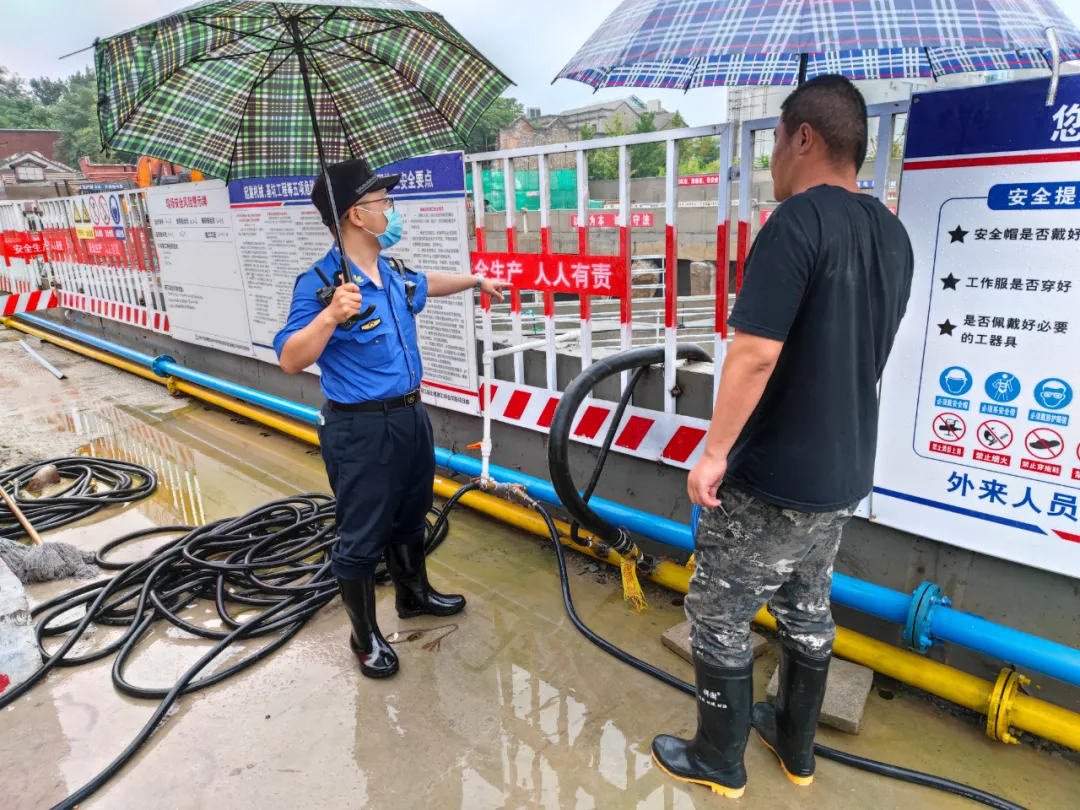 闻汛而动！东城区积极应对强降雨