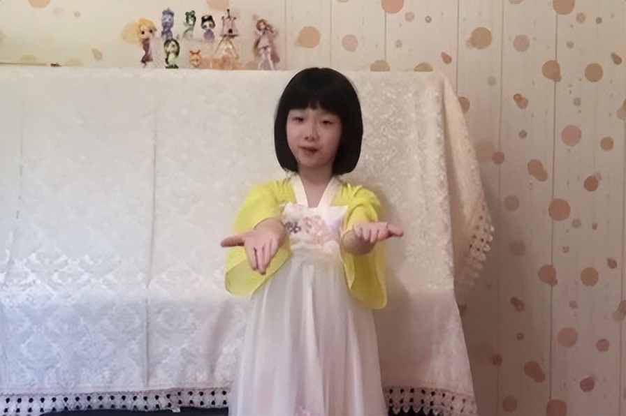 丰台区丰台第一幼儿园：诗词绘画爱浓浓 精彩有趣庆“六一”