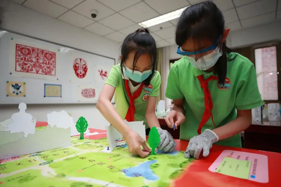 童心向党庆“六一”，朝气蓬勃向未来