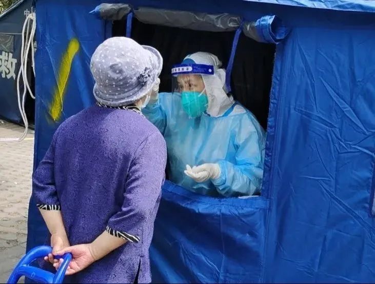 坚持从严从快从准，丰台区迅速行动开展疫情防控工作