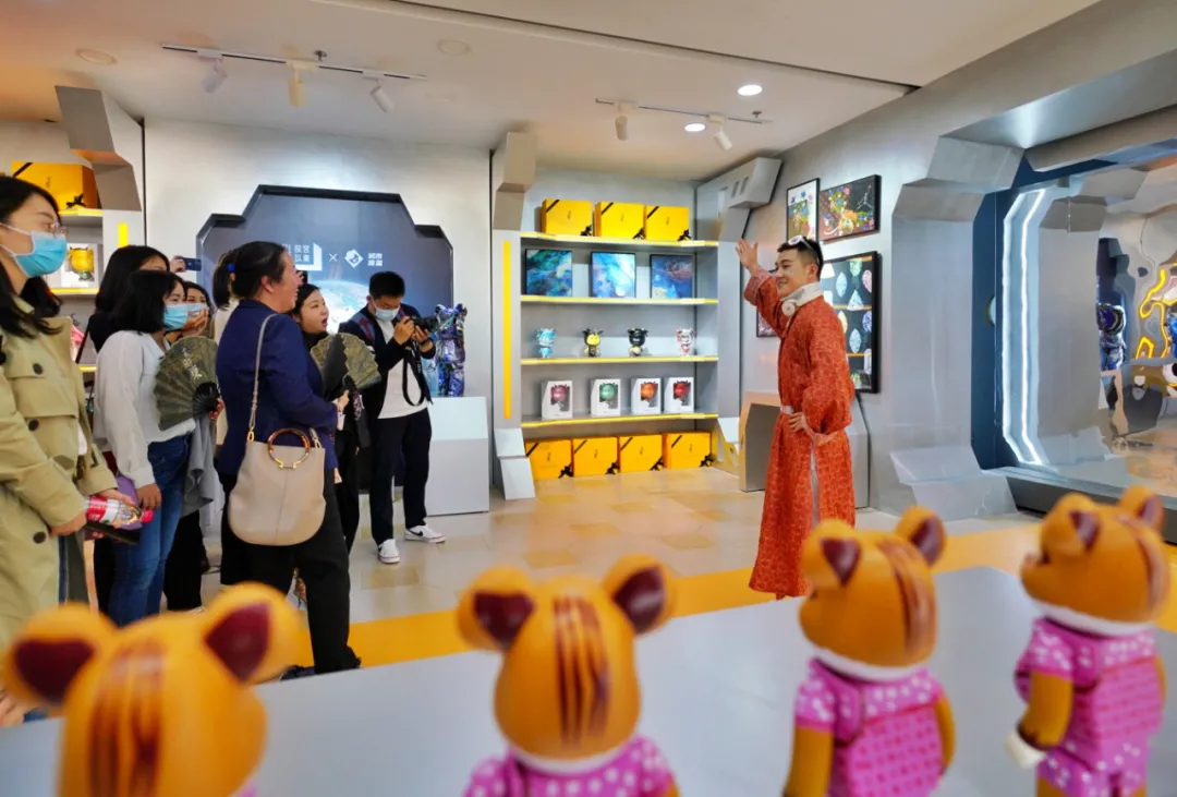 这个“五一”，就来“故宫以东·城市盲盒”数字沉浸式体验空间！