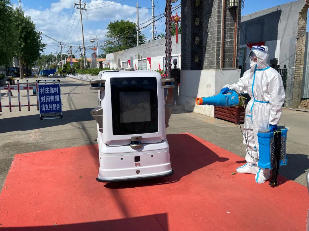 顺义封控村“小魔驼”自己跑，物资送到家门口