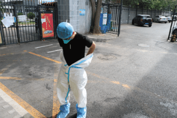 报名、筛选、培训、考核……海淀141名志愿者加入核酸采样队伍——