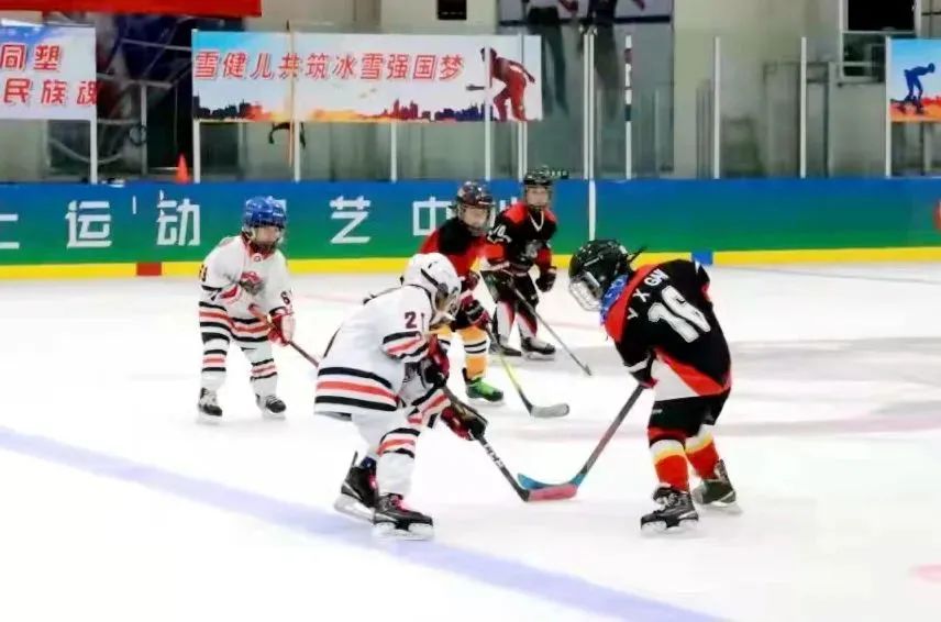 助力冬奥 丰台有我｜北京2022年冬奥会带热了丰台区冰雪运动