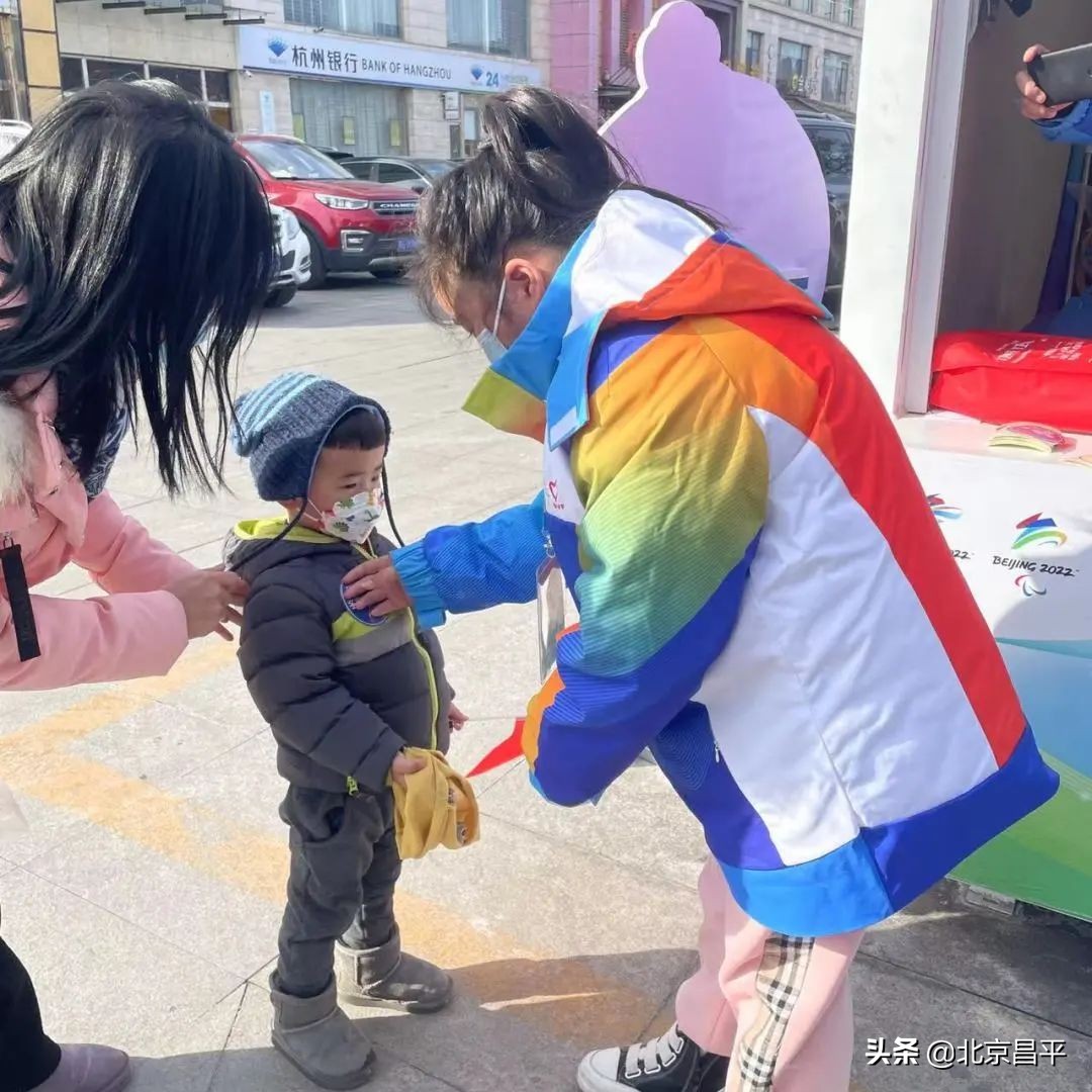 让“志愿”在生活中闪亮 ：一家四口齐上阵 服务北京冬奥