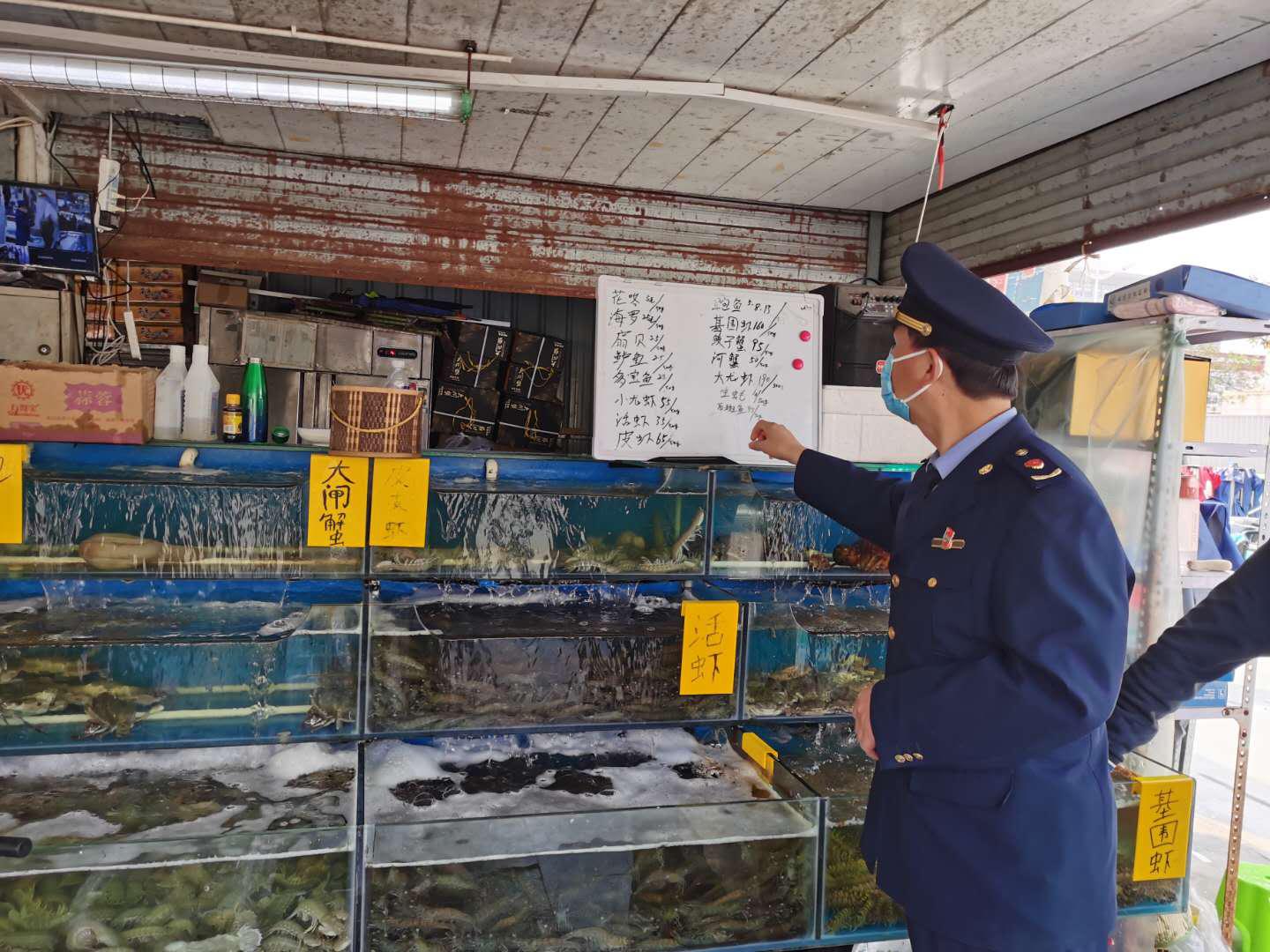 密云区市场监督管理局开展节日期间价格专项执法