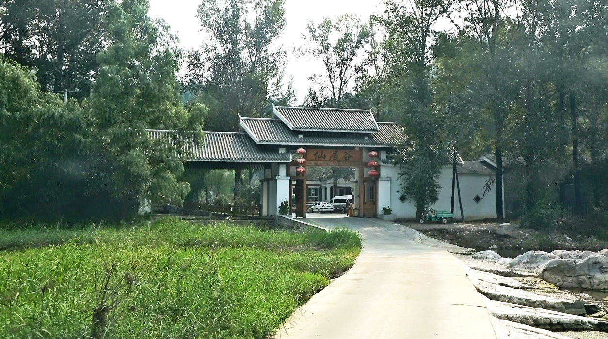 看山花、赏美景、住民宿，吃喝玩乐游太师屯