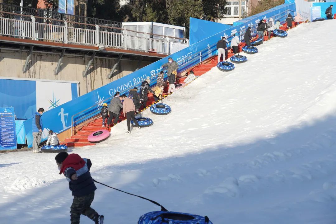 免费玩！持续两个月！冬奥社区冰雪运动基地掀起全民迎冬奥热潮