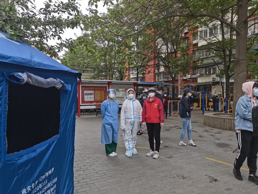 主动请缨战“疫”，展现国企“大白”风采