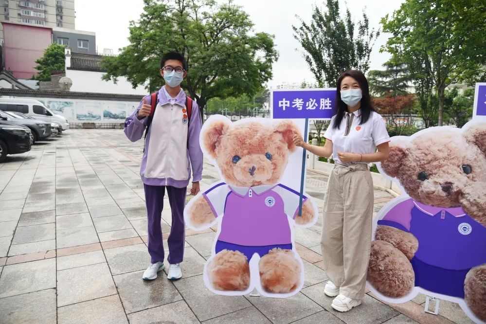 海淀区各中学防疫到位严而有序 初三学子全力以“复”备战中考