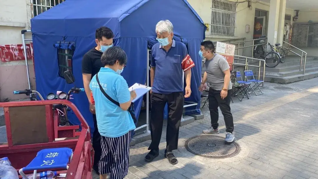 助力疫情防控 东城志愿者在行动