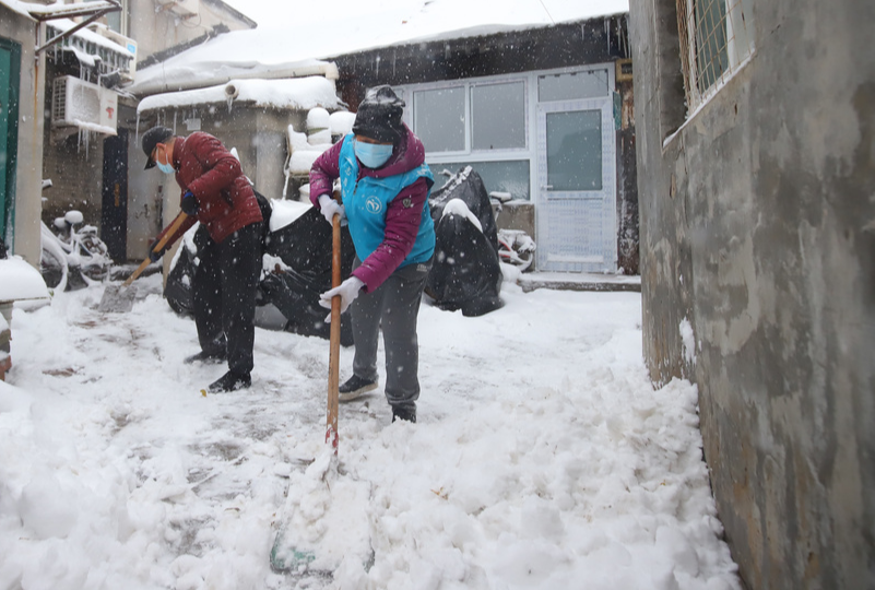 战冰雪护畅通保供暖，东城全力以赴！