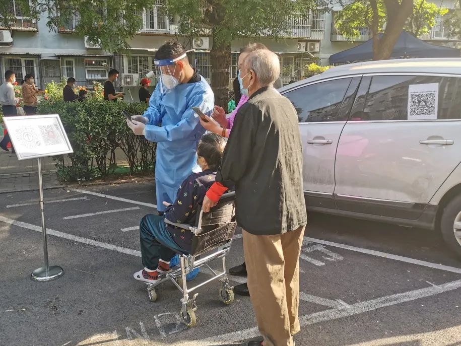 向疫而行丨“疫”线手记：共产党员永远是群众心里最亮的灯