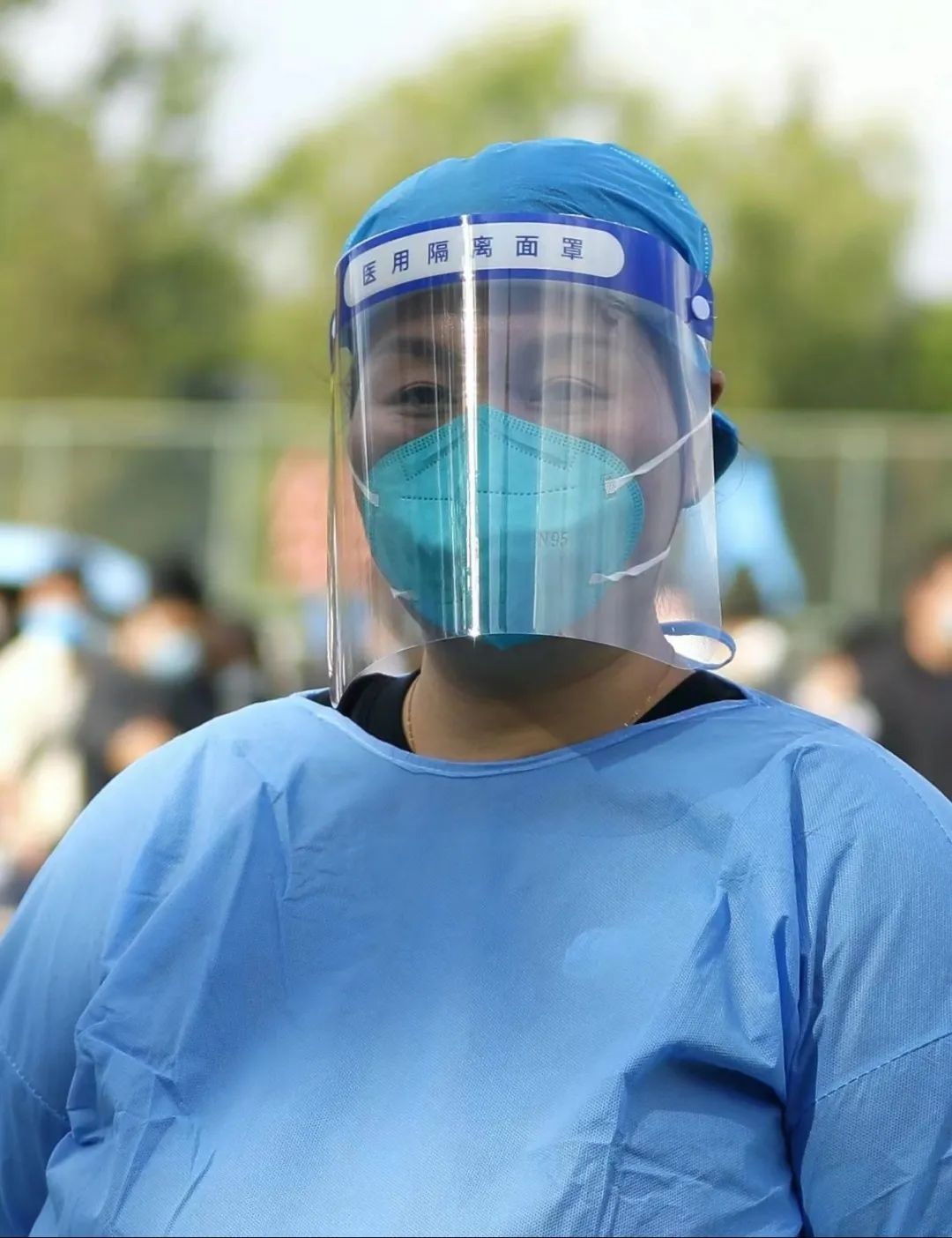 抗“疫”一线，她度过了自己40岁的生日