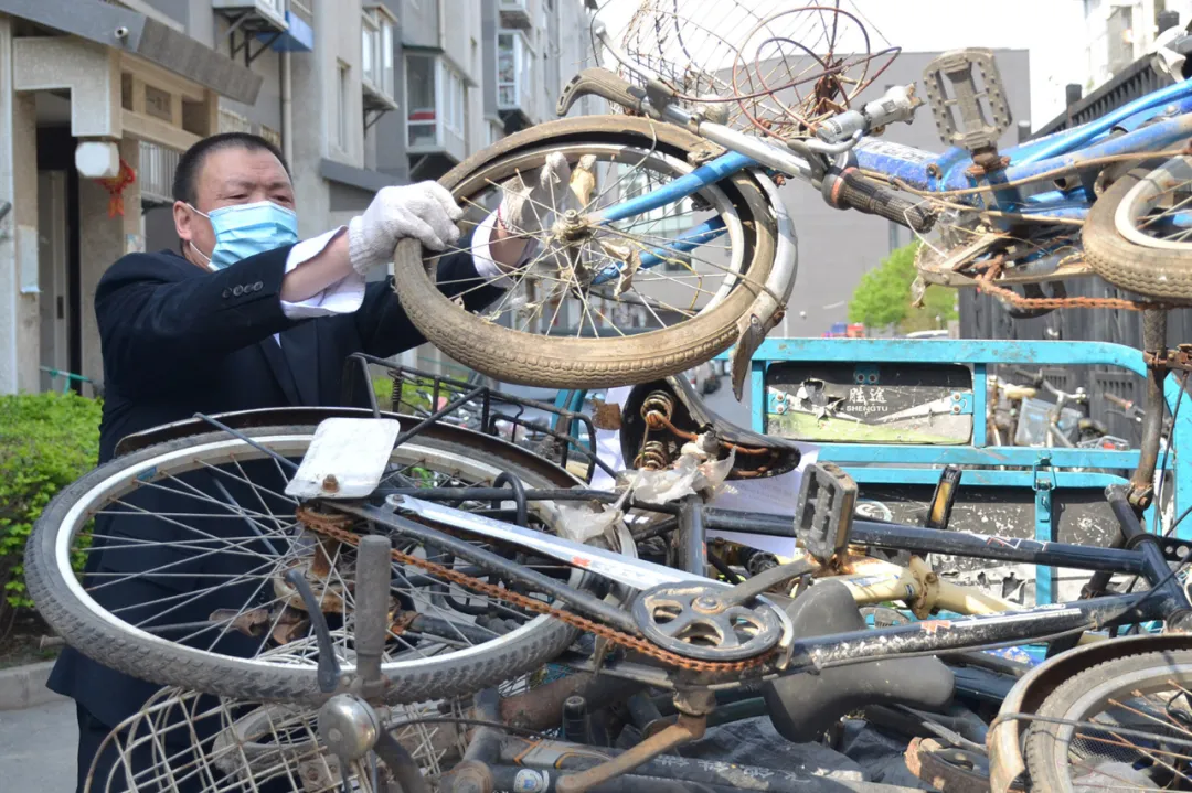 东城区“周末大扫除”升级 推进“精致东城”建设