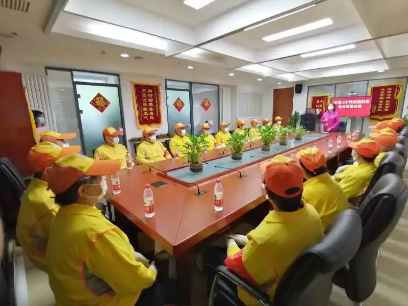 东城区深入开展“东城柠檬黄垃圾分类我先行“活动