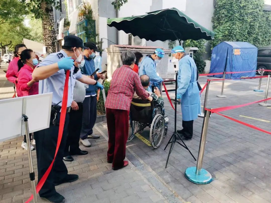 迎夏来，赢下来！致敬奋战在疫情防控最前线藏蓝身影！