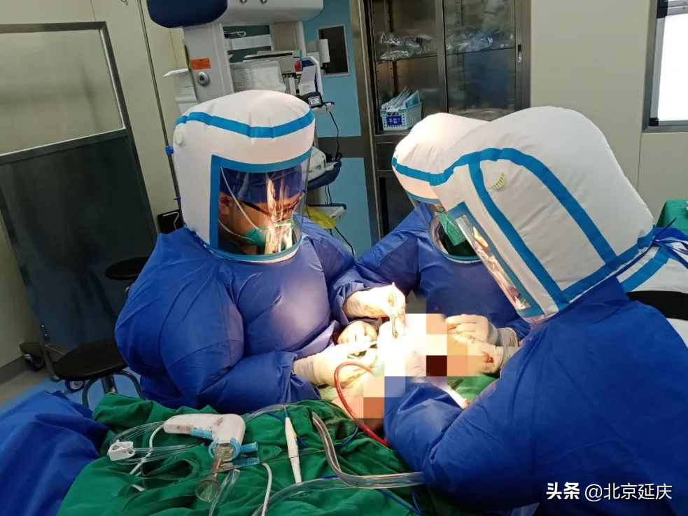 冬奥延庆赛区首例直升机转运患者平安出院